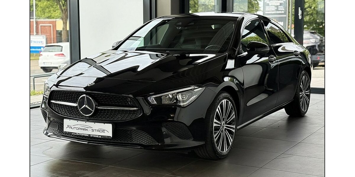 Mercedes-Benz CLA 200 d Limo LED Kamera Leder Assist. Ambient 215.000 km 19.499 &euro; Stade 21682