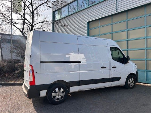Renault Master 95.988 km 16.900 &euro; Berlin 12487