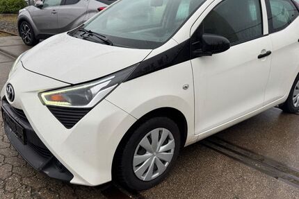 Toyota Aygo (X) 80.000 km 7.350 &euro; Buxtehude 21614