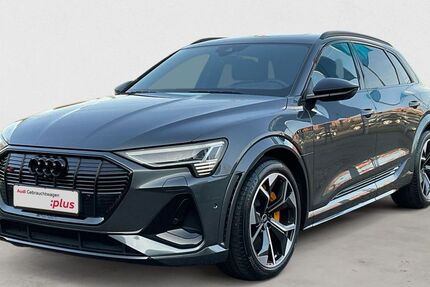 Audi e-tron 35.034 km 54.880 &euro; Wesel 46483