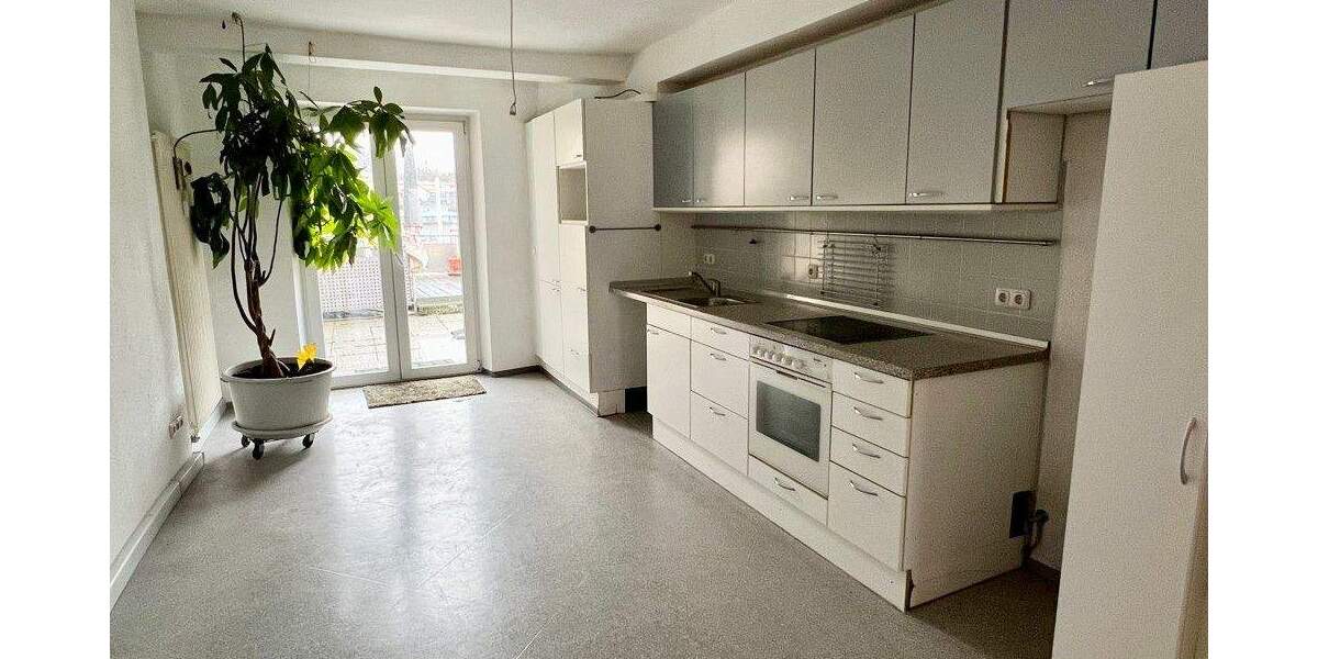 Reihenmittelhaus Neustadt an der Waldnaab Neustadt - 7 Zimmer, 238 m&sup2;, 269.000&euro; | Angebot:25779826