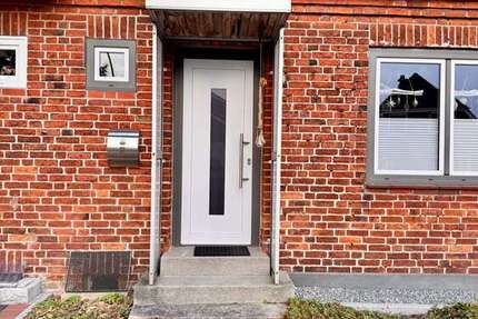 Haus Neumünster Brachenfeld - 3 Zimmer, 72 m&sup2;, 175.000&euro; | Angebot:25536474