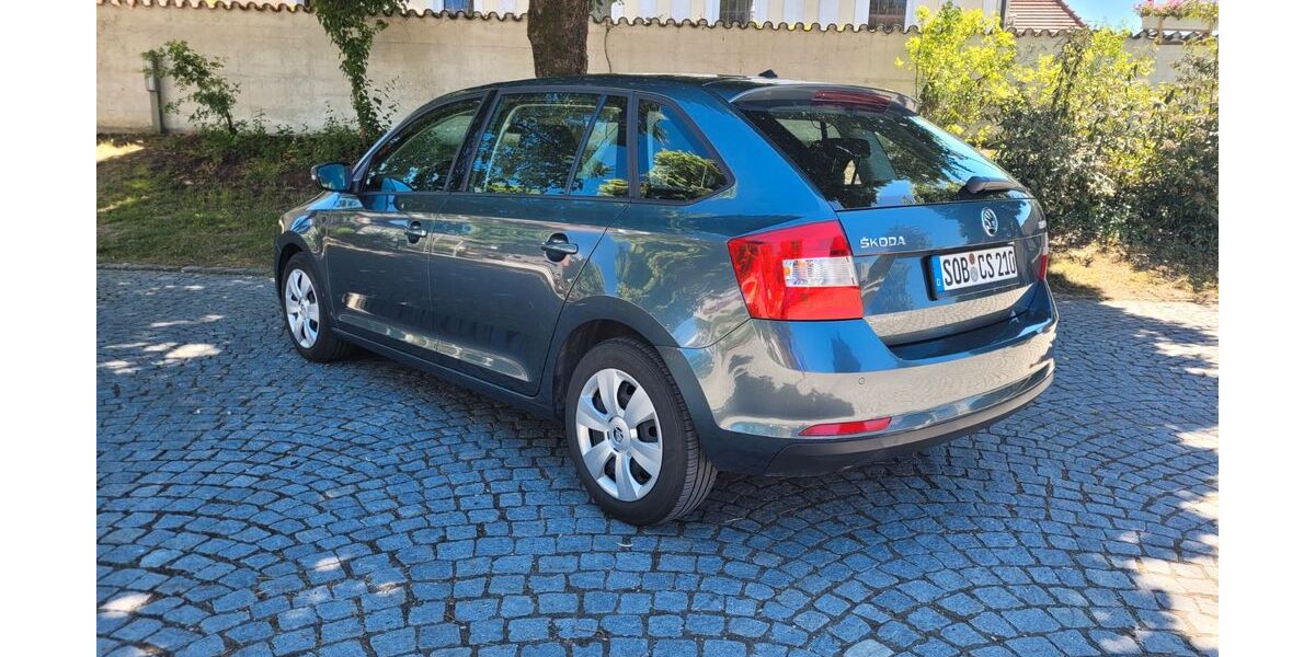 Skoda Rapid 152.000 km 7.300 &euro; Langenmosen 86571