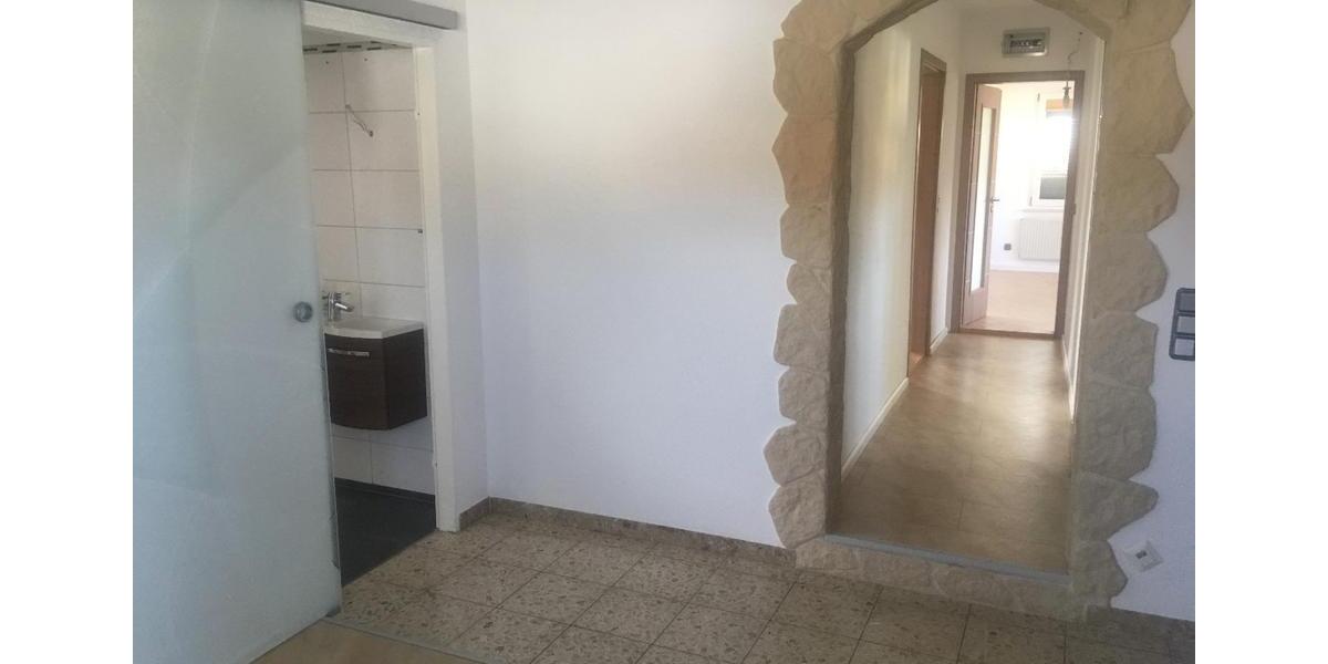 Dachgeschoßwohnung Murg - 2.5 Zimmer, 1.050&euro; | Angebot:23149081