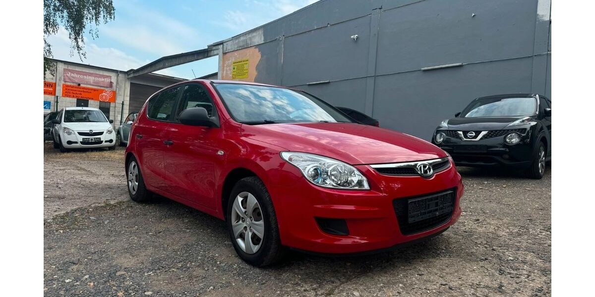 Hyundai i30 119.000 km 2.950 &euro; Bonn 53227