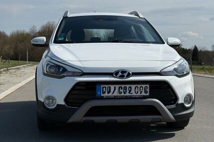 Hyundai i20 107.000 km 8.090 &euro; Marienberg 09496