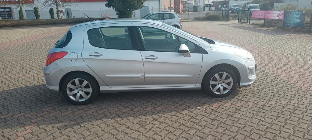 Peugeot 308 155.000 km 3.300 &euro; Schellerten 31174