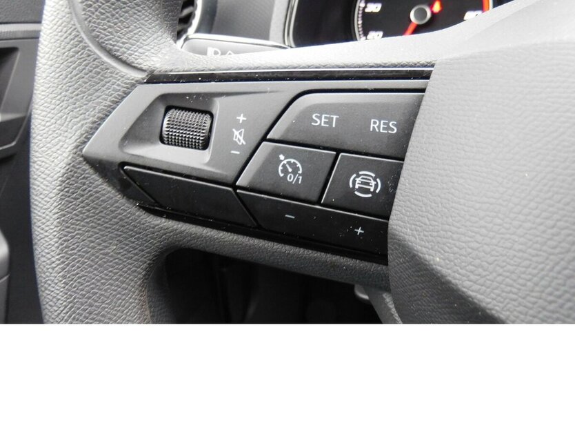 Seat Ibiza 1.0 Reverence MPI BMT 4Trg Klima Radio 18.700 km 12.990 € Vordorf 38533
