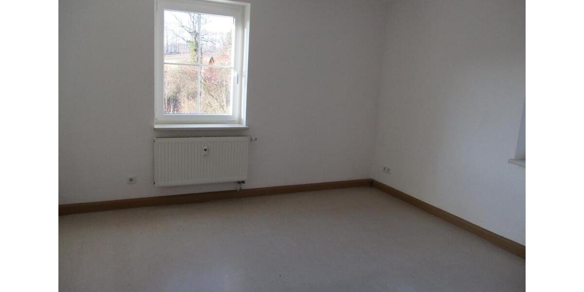 Etagenwohnung Grünhainichen - 2 Zimmer, 51 m&sup2;, 307&euro; | Angebot:24946751