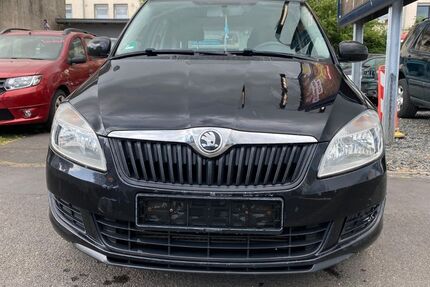 Skoda Fabia 413.000 km 948 &euro; Limburg 65549