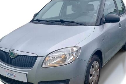 Skoda Fabia 104.500 km 3.980 &euro; Ebersbach 73061