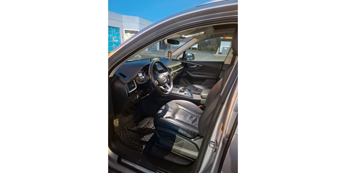 Audi Q7 170.000 km 25.000 &euro; Zossen 15806