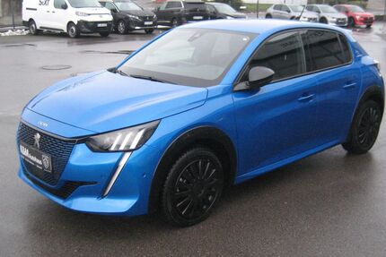 Peugeot 208 54.000 km 16.900 &euro; Detmold 32758