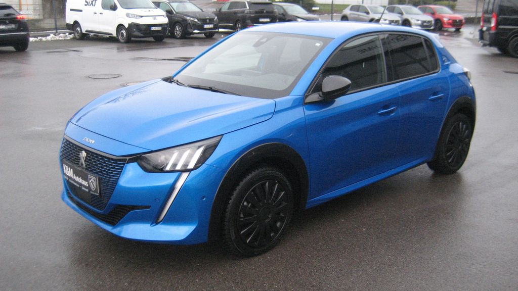 Peugeot 208 54.000 km 16.900 &euro; Detmold 32758