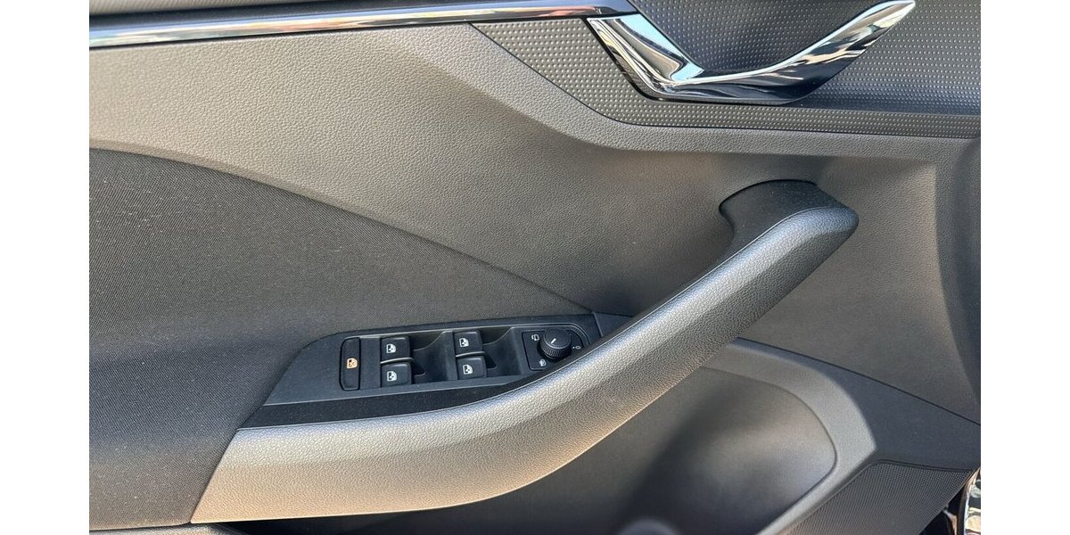 Skoda Scala TSi Clever * LED/Navi-Amundsen/virt.Cockpit/ 27.272 km 17.980 &euro; Bamberg 96052