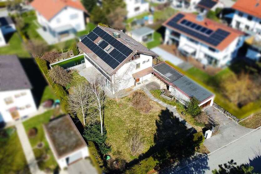 Haus zum Kaufen in Deisenhofen 1.590.000 € 222 m²