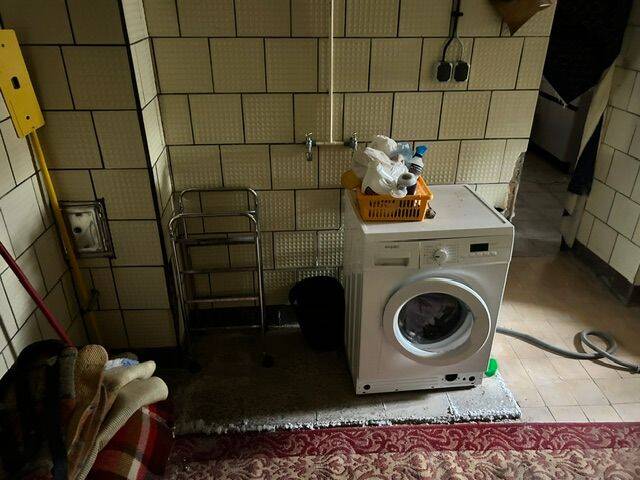 Mehrfamilienhaus, Wohnhaus Neuhaus am Rennweg Steinheid - 6 Zimmer, 190 m&sup2;, 30.000&euro; | Angebot:26156327