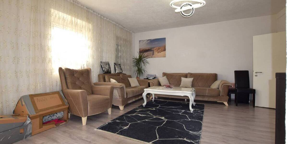Doppelhaushälfte Wassertrüdingen - 5 Zimmer, 140 m&sup2;, 269.000&euro; | Angebot:25678984