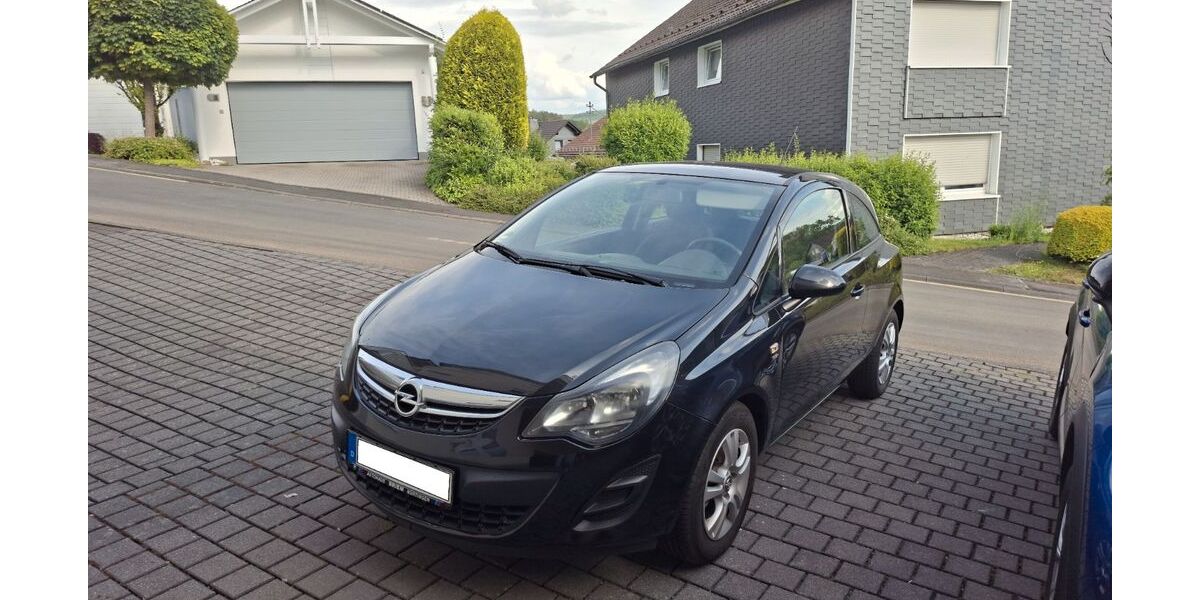Opel Corsa 120.300 km 3.299 &euro; Netphen 57250