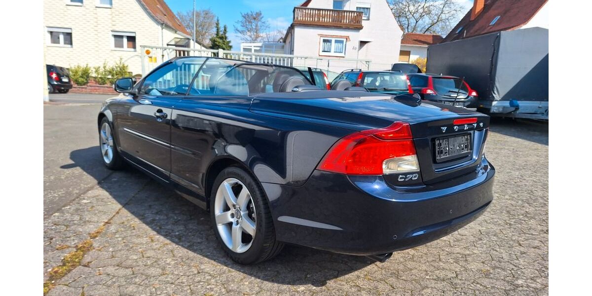 Volvo C70 210.000 km 8.900 &euro; Kirchhain 35274