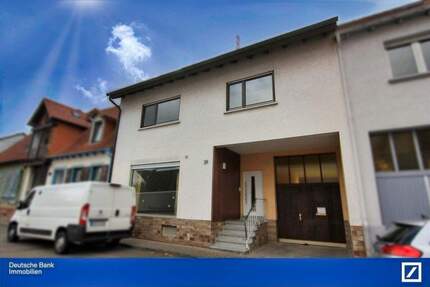 Mitten in Walldorf: Familienfreundliches Haus mit idyllischem Innenhof und Garten 8 zimmer