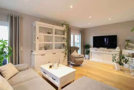 Haus zum Kaufen in Dornburg 969.000 € 208.01 m² 6 zimmer