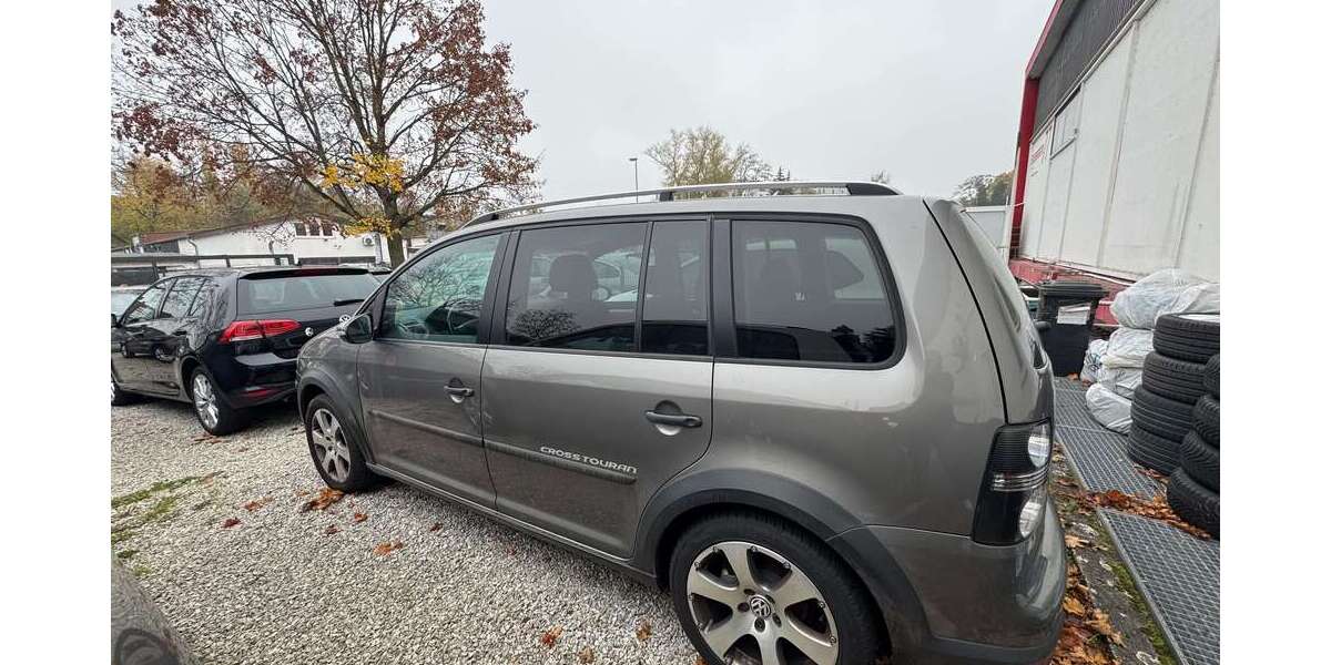 VW Touran 179.852 km 5.198 € Mainz 55120