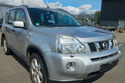 Nissan X-Trail 242.448 km 4.700 € Nübbel 24809
