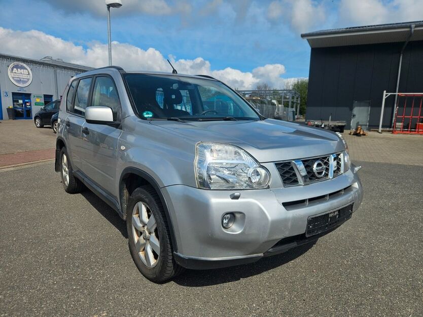 Nissan X-Trail 242.448 km 4.700 € Nübbel 24809