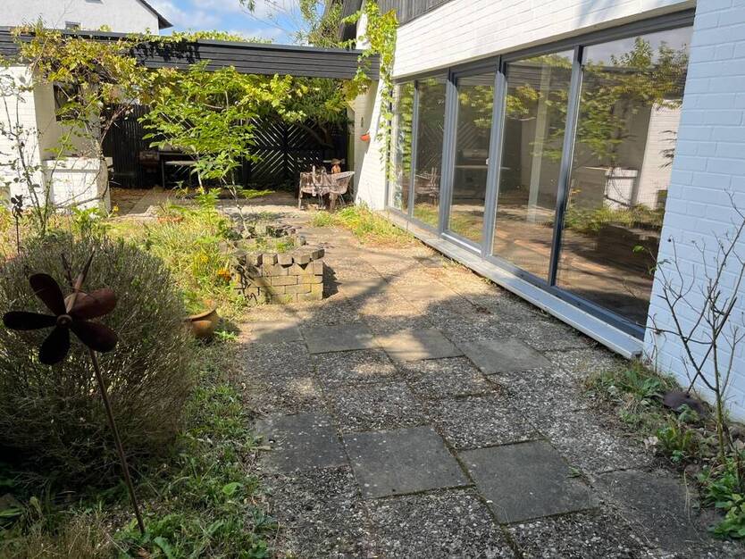 Großartiges Ein-Familie-Haus mit Einliegerwohnung in Schloß Ricklingen zu vermieten 5 zimmer