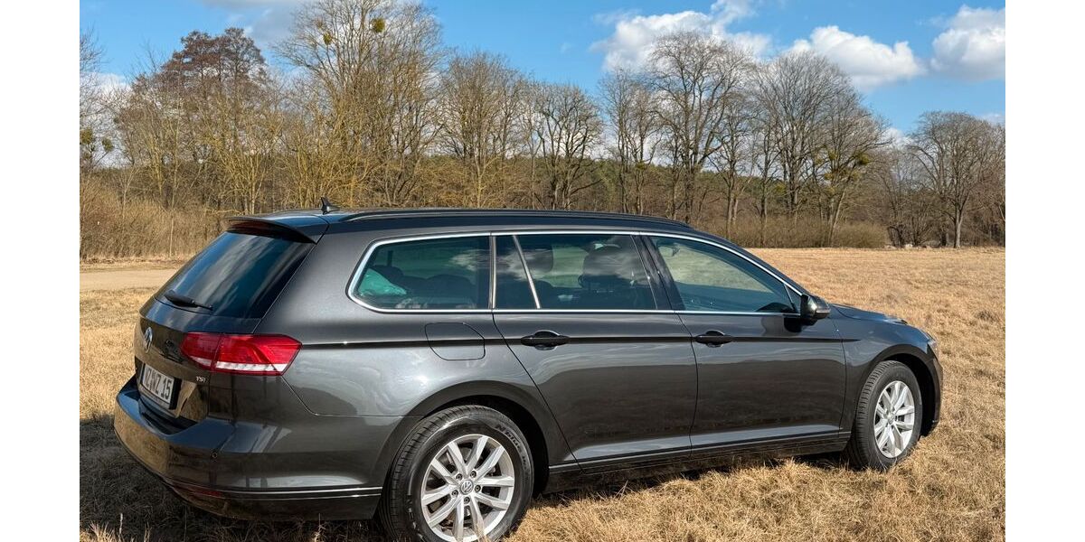 VW Passat Variant 181.360 km 12.300 &euro; Neustrelitz 17235