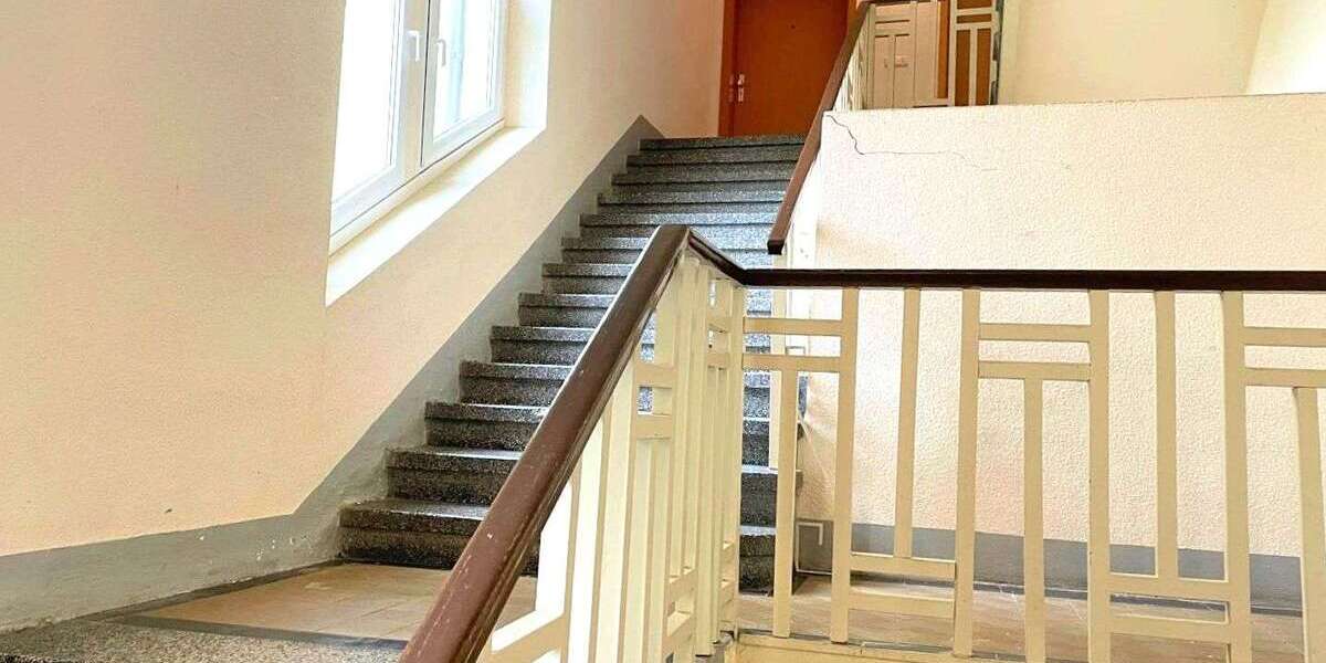 Etagenwohnung Oelsnitz - 3 Zimmer, 86 m&sup2;, 45.000&euro; | Angebot:26431222