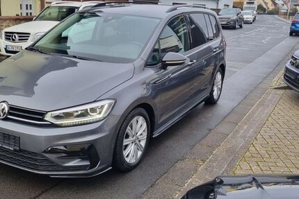 VW Touran 70.000 km 29.990 &euro; Stammheim 97509