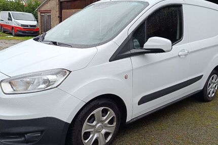 Ford Transit Courier 145.834 km 7.490 &euro; Leverkusen 51381