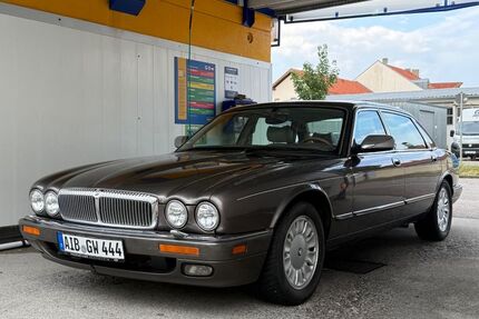 Jaguar Daimler 297.500 km 3.599 € Brannenburg 83098