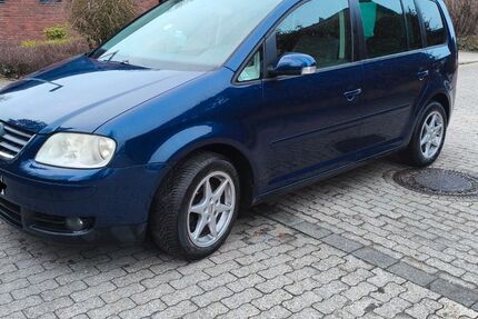 VW Touran 420.000 km 1.999 &euro; Erkelenz 41812