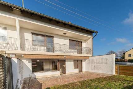 Haus Friedberg - 7 Zimmer, 200 m&sup2;, 1.700&euro; | Angebot:26905035
