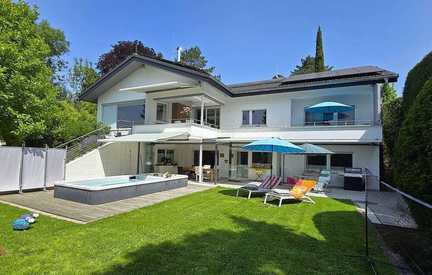 Haus zum Kaufen in Offenburg 1.295.000 € 292 m²