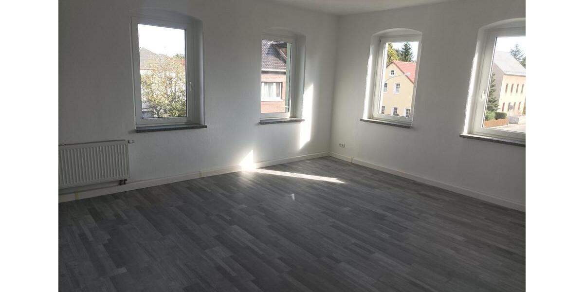 Neugersdorf: 4 Raum Wohnung 110 m² mit großen Garten 4 zimmer