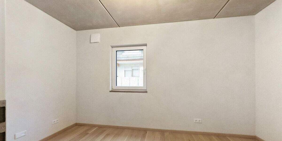 Einfamilienhaus Würzburg Heidingsfeld - 8 Zimmer, 215 m&sup2;, 1.095.000&euro; | Angebot:25566089