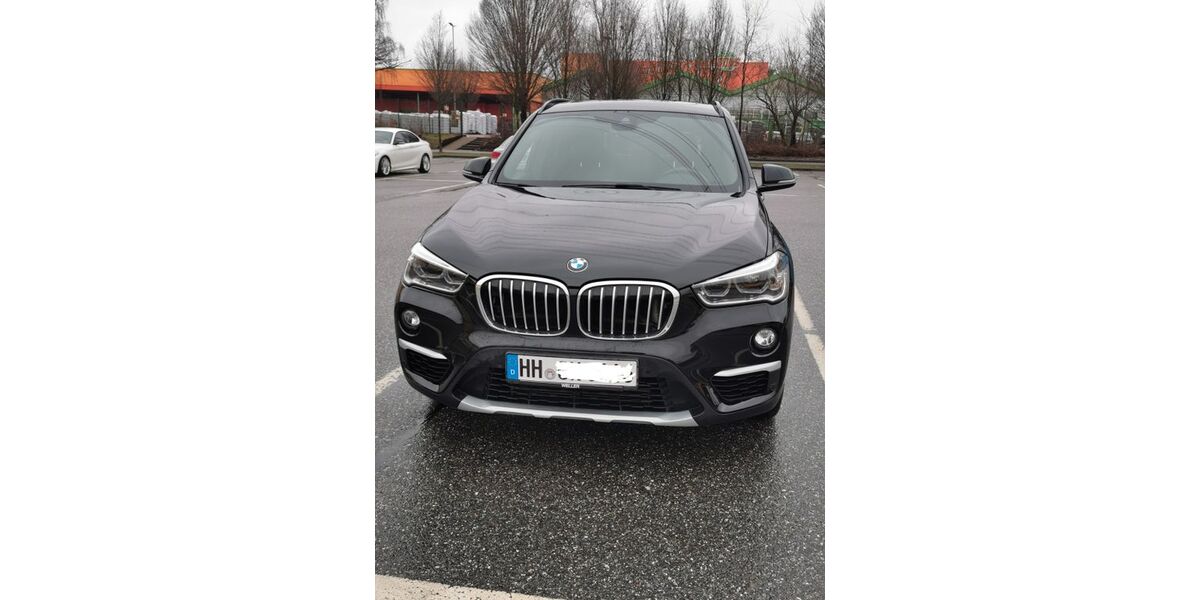 BMW X1 49.993 km 23.300 &euro; Hamburg 22113
