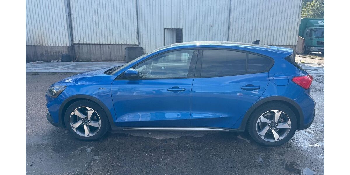 Ford Focus 40.000 km 14.999 &euro; Beckingen 66701