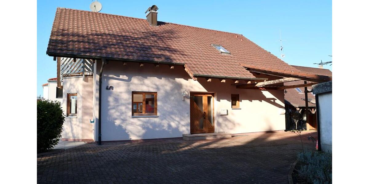 Einfamilienhaus Kandern - 5 Zimmer, 150 m&sup2;, 1.900&euro; | Angebot:25281437