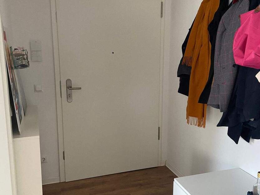 Moderne 2-Zimmer-Wohnung mit Einbauküche und großem Balkon! 2 zimmer