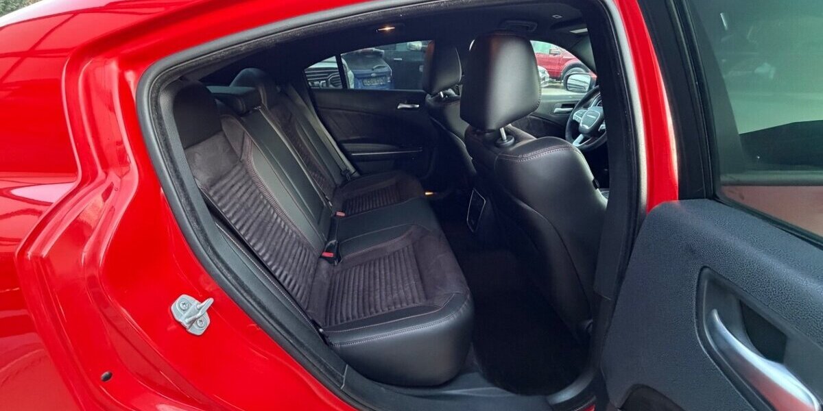 Dodge Charger 5.7 V8 HEMI R/T SRT 107.700 km 24.999 &euro; Rudolstadt 07407