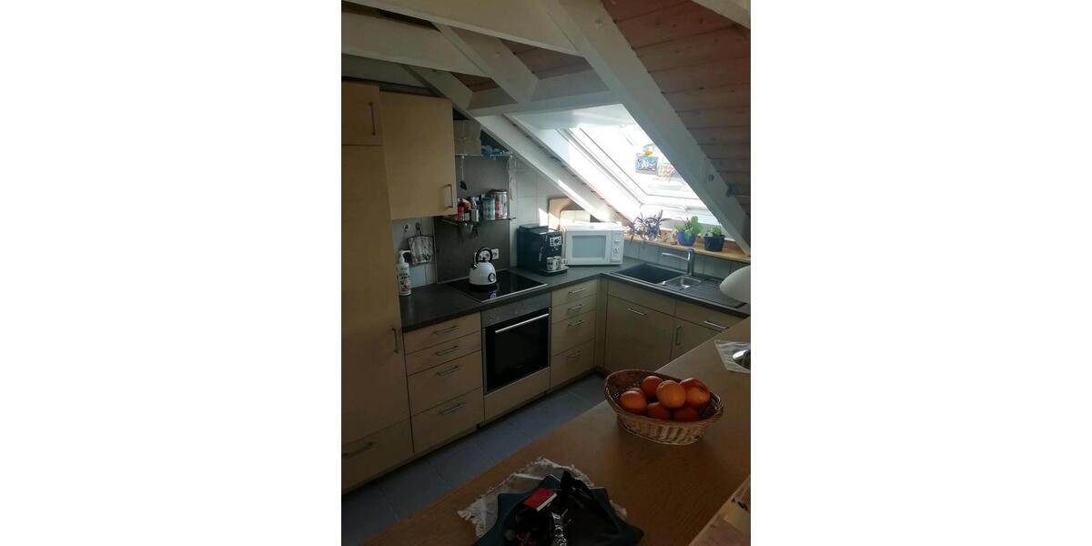 Dachgeschoßwohnung Weinstadt - 3 Zimmer, 74 m&sup2;, 850&euro; | Angebot:26617477