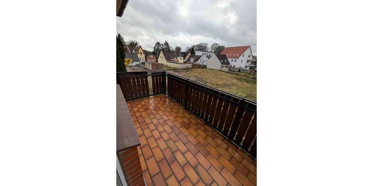 Etagenwohnung Preetz - 3 Zimmer, 70 m&sup2;, 15&euro; | Angebot:25382748