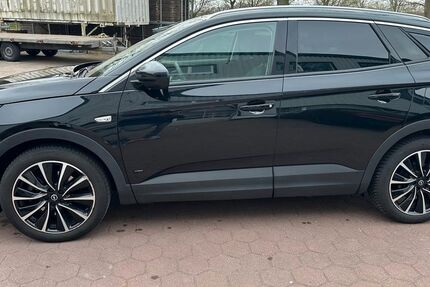 Opel Grandland (X) 55.111 km 21.000 &euro; Braak 22145