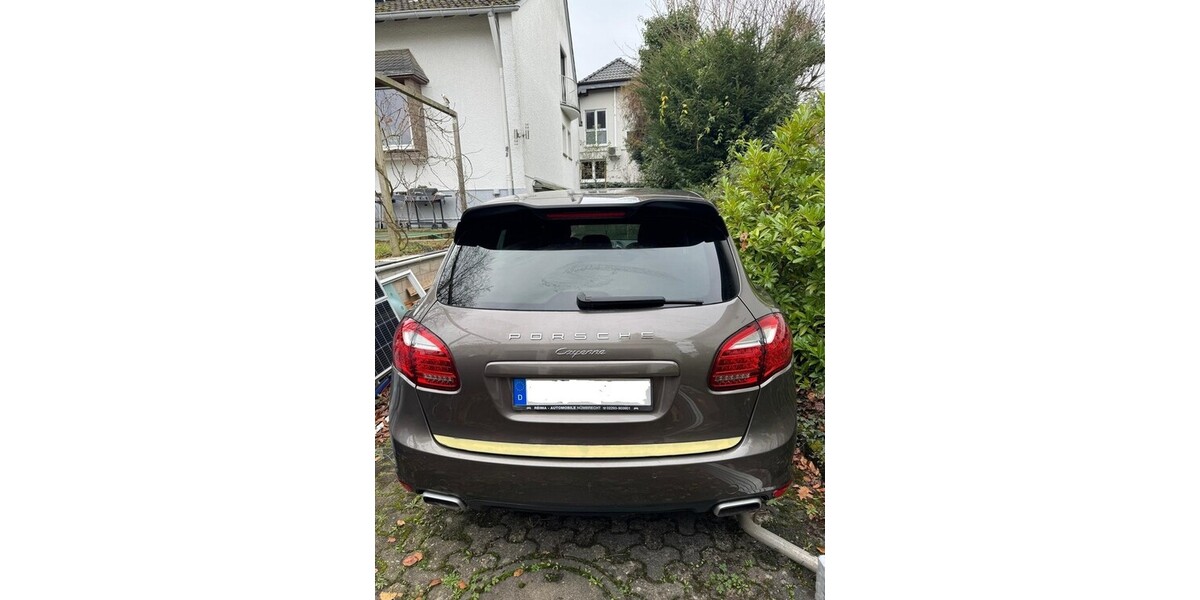 Porsche Cayenne 199.000 km 26.600 &euro; Bonn 53111