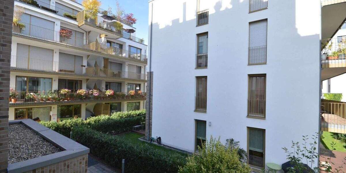 Etagenwohnung Frankfurt am Main Nordend-Ost - 2 Zimmer, 67 m&sup2;, 1.950&euro; | Angebot:25814246